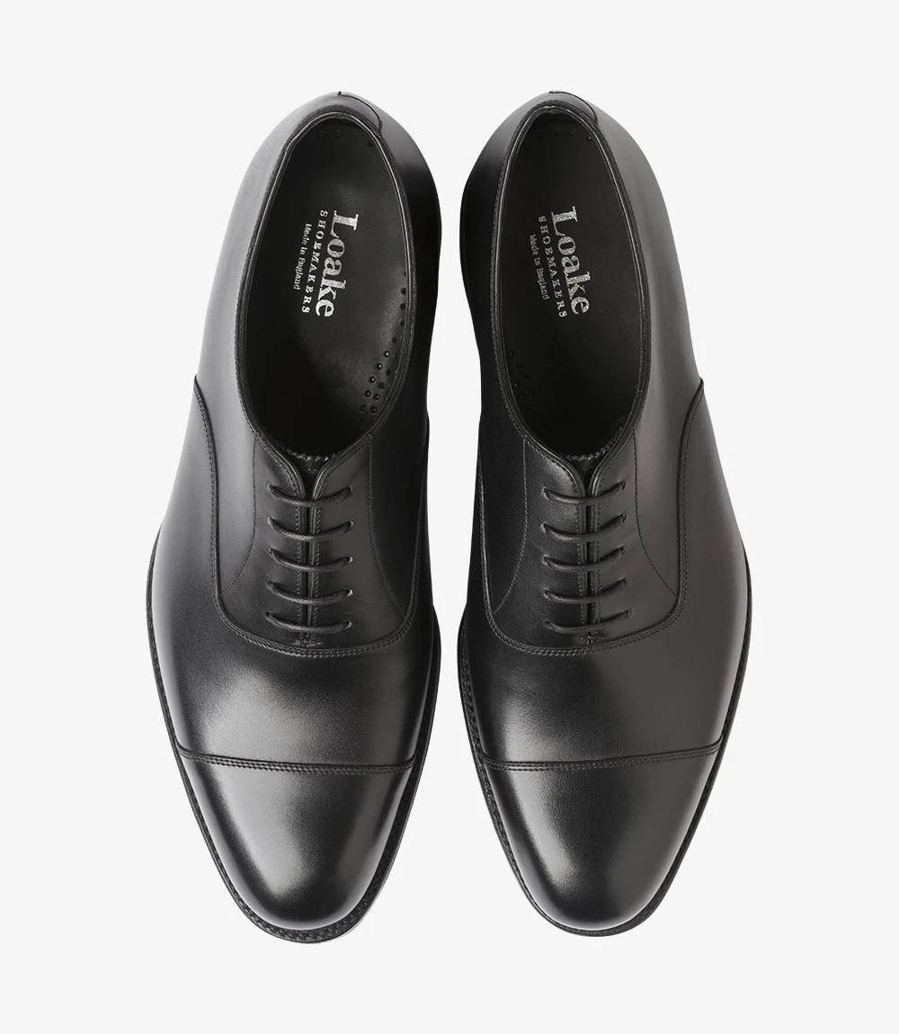 Men's Wadham Black toe-cap shoes, featuring rubber soles | Top View